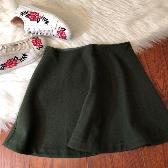 kate spade Dresses & Skirts - Kate Spade Saturday Skirt Green Wool Skater Size 4